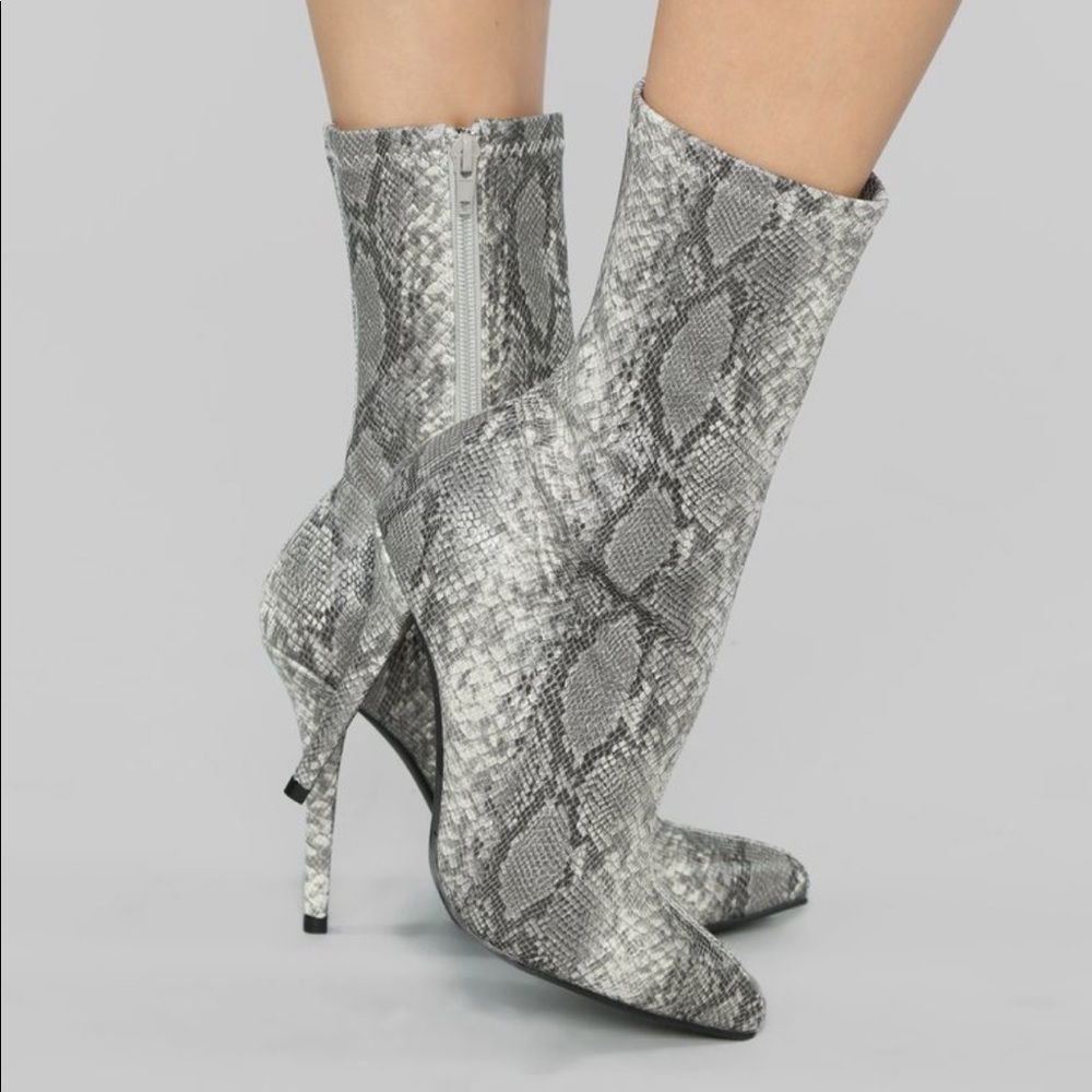 Never Worn! No Snakes Allowed Heel Bootie FN
